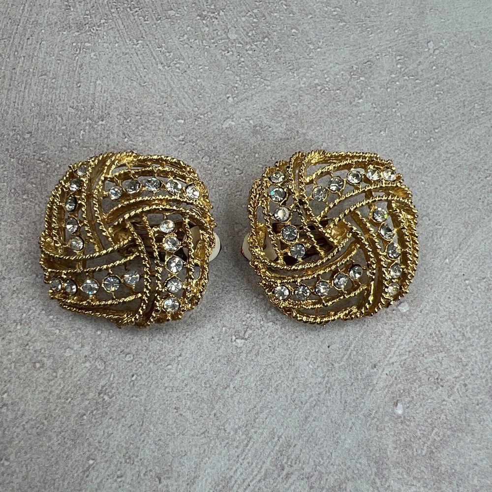 Clip On Earring Vintage Gold Tone Woven Rhinestone‎ Unbranded